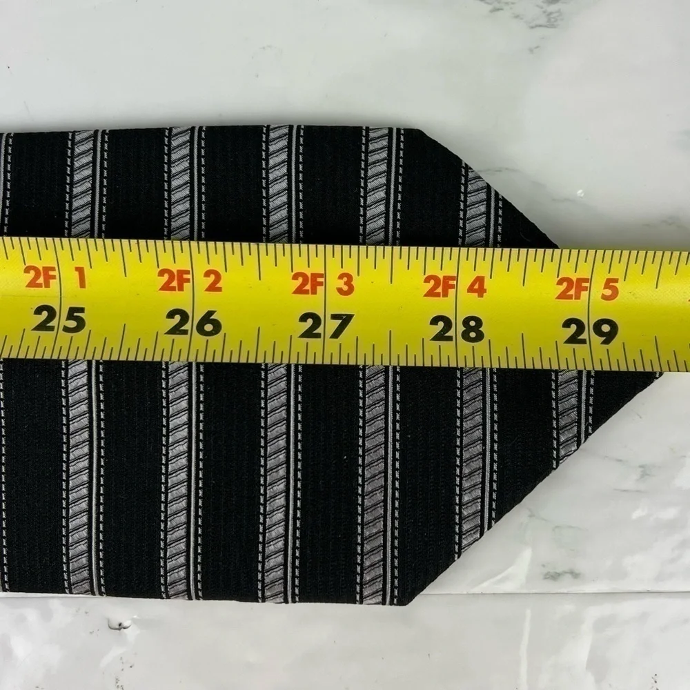 JoS A Bank Luxury Tie 100% Silk Made in Italy Gray Black Silver Necktie Poetcore